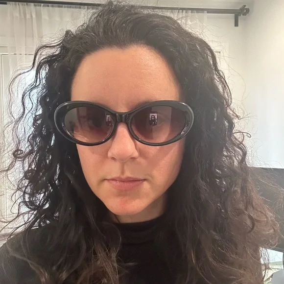 Retro, Oval Sungalsses - Picture 3 of 4